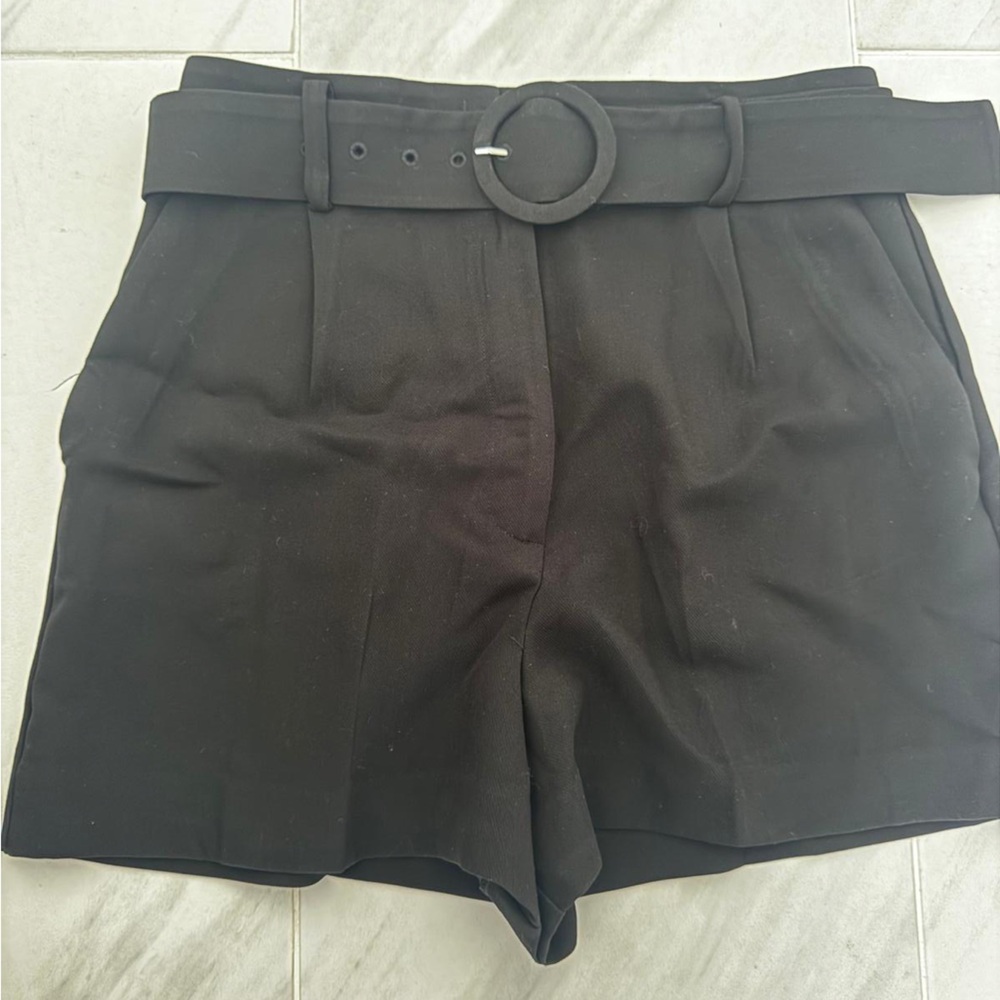 Black short